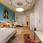 Dilo Apartments 150 Sqm Modern Historic Apartments For 12 Guests Lägenhet