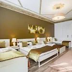 Dilo 150 Sqm Modern Historic For 12 Guests *