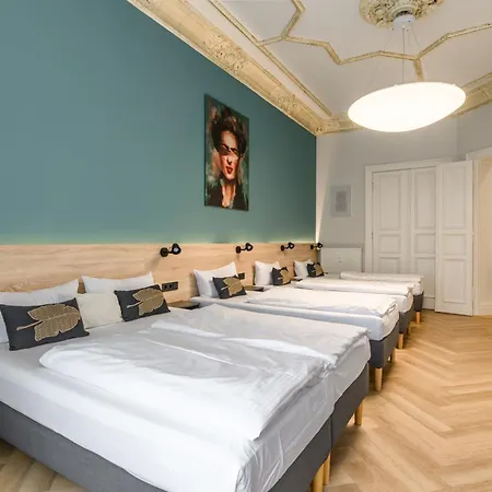 Dilo - Large For Groups & Families 160 Sqm *