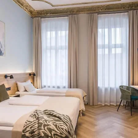 Dilo 150 Sqm Modern Historic For 12 Guests شقة