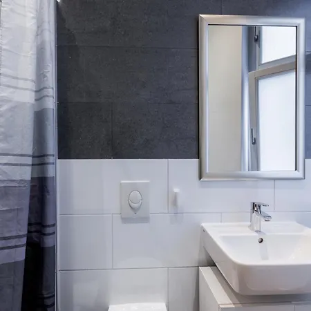 Daire Apartment Akazien Residenz Berlin