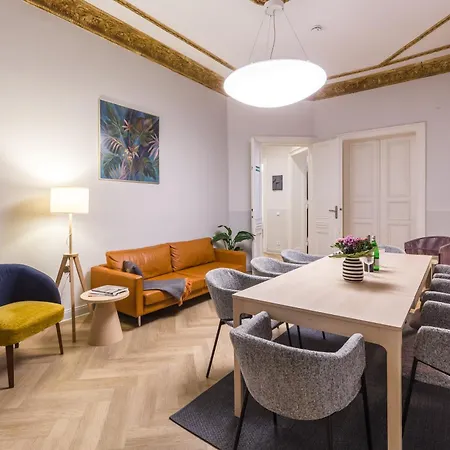 Dilo 150 Sqm Modern Historic For 12 Guests * برلين