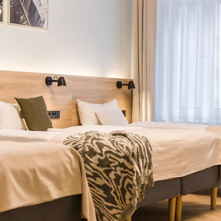 Dilo 150 Sqm Modern Historic For 12 Guests برلين