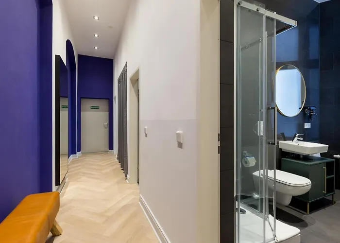 شقة Dilo Apartments 150 Sqm Modern Historic Apartments For 12 Guests *