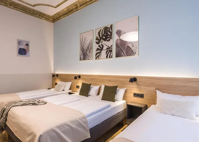 Dilo 160 Sqm Modern Historic For 12 Guests