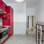 דירה Dilo Apartments 150 Sqm Modern Historic Apartments For 12 Guests *