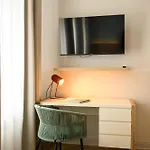 Dilo Apartments 150 Sqm Modern Historic Apartments For 12 Guests *