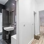 Dilo Apartments 150 Sqm Modern Historic Apartments For 12 Guests *