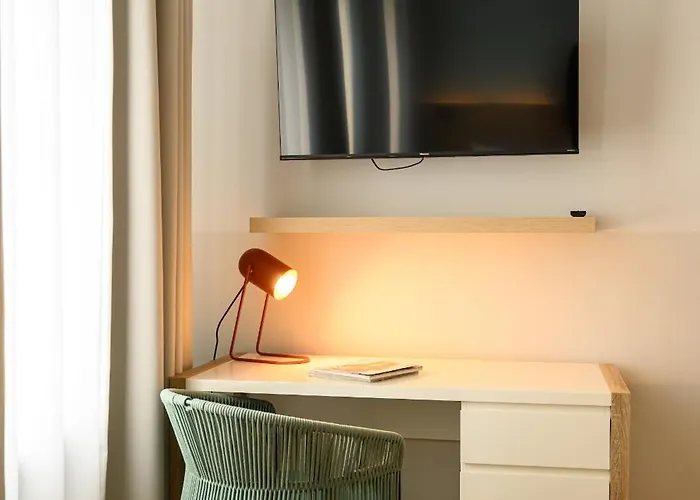 Dilo 160 Sqm Modern Historic For 12 Guests *