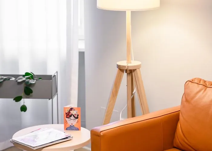 アパート Dilo Apartments 150 Sqm Modern Historic Apartments For 12 Guests *