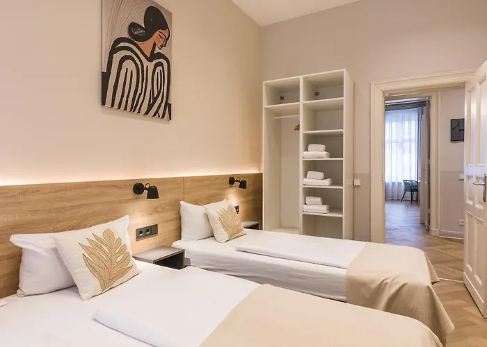 Dilo Apartments 150 Sqm Modern Historic Apartments For 12 Guests ベルリン